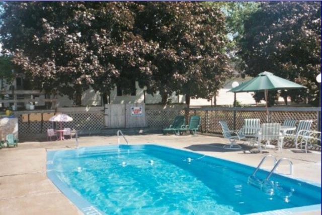 Port Lodge Motel プラスカイ エクステリア 写真