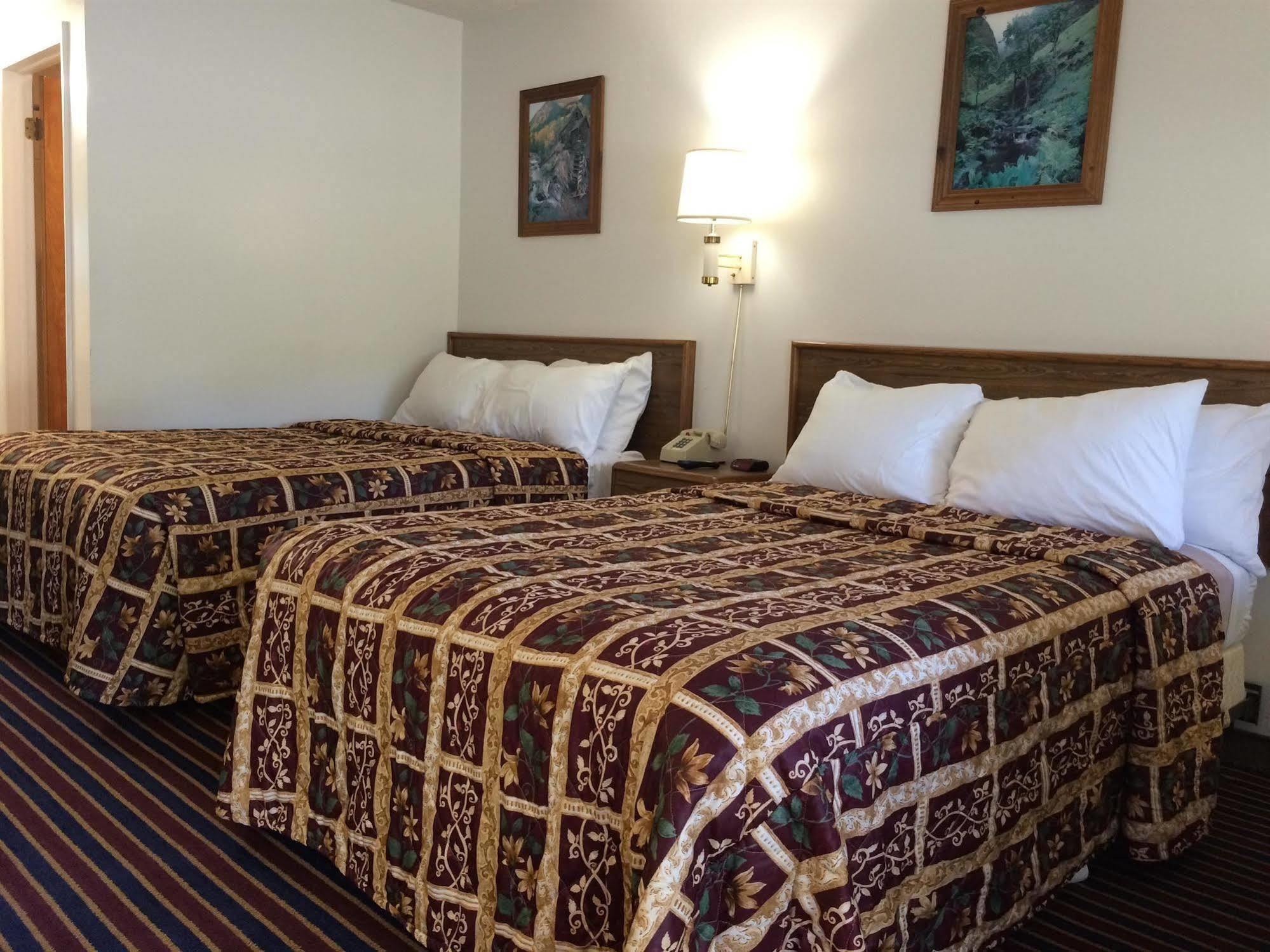 Port Lodge Motel プラスカイ エクステリア 写真